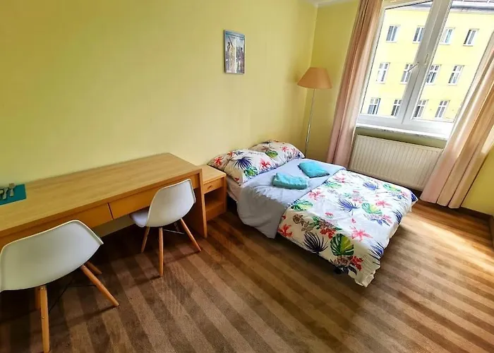 Fantastic Waw - Z6 Room - 703B