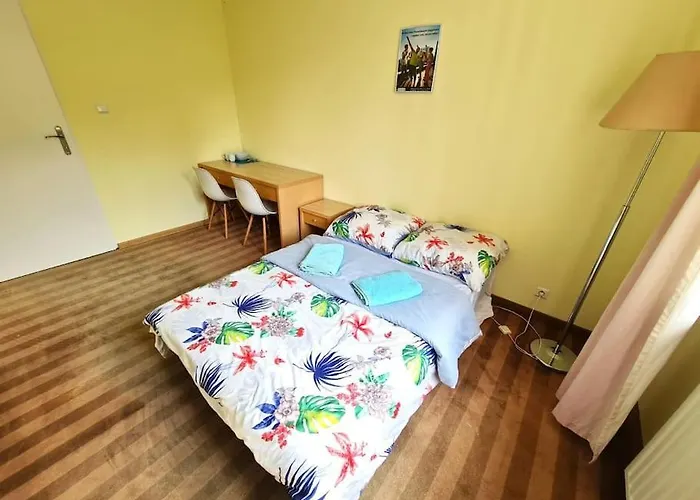 Fantastic Waw - Z6 Room - 703B